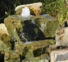 Bubbling-Rock-Fountain